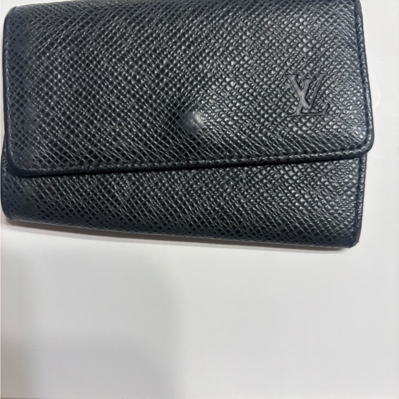 Louis Vuitton Black EPI Leather Accessory - Picture 1 of 4